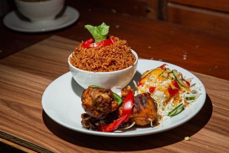 Jollof,Rice,Served,With,Chicken